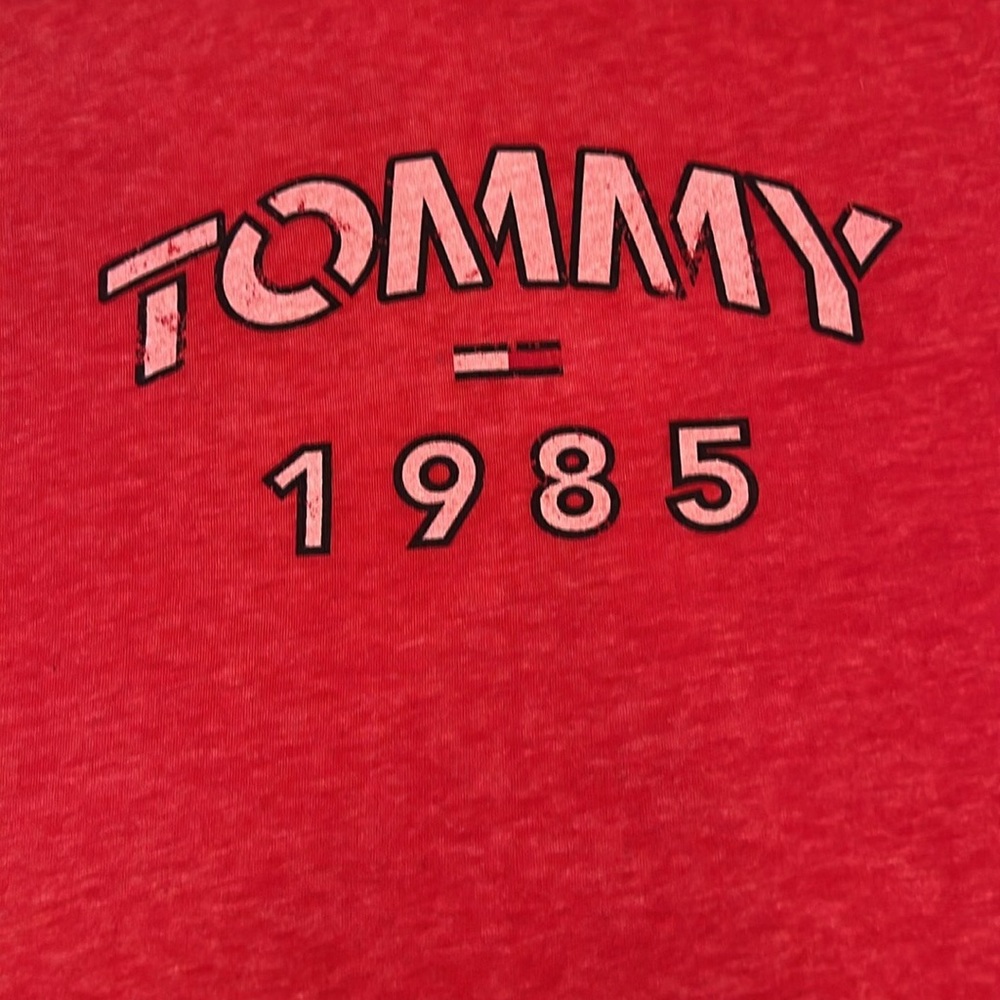 Tommy Hilfiger red short sleeve crop top - Picture 2 of 6